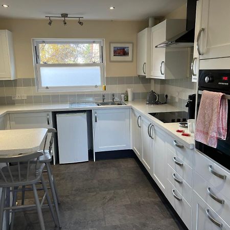 Cosy Hillside Annex Apartment Stanwick  Екстериор снимка